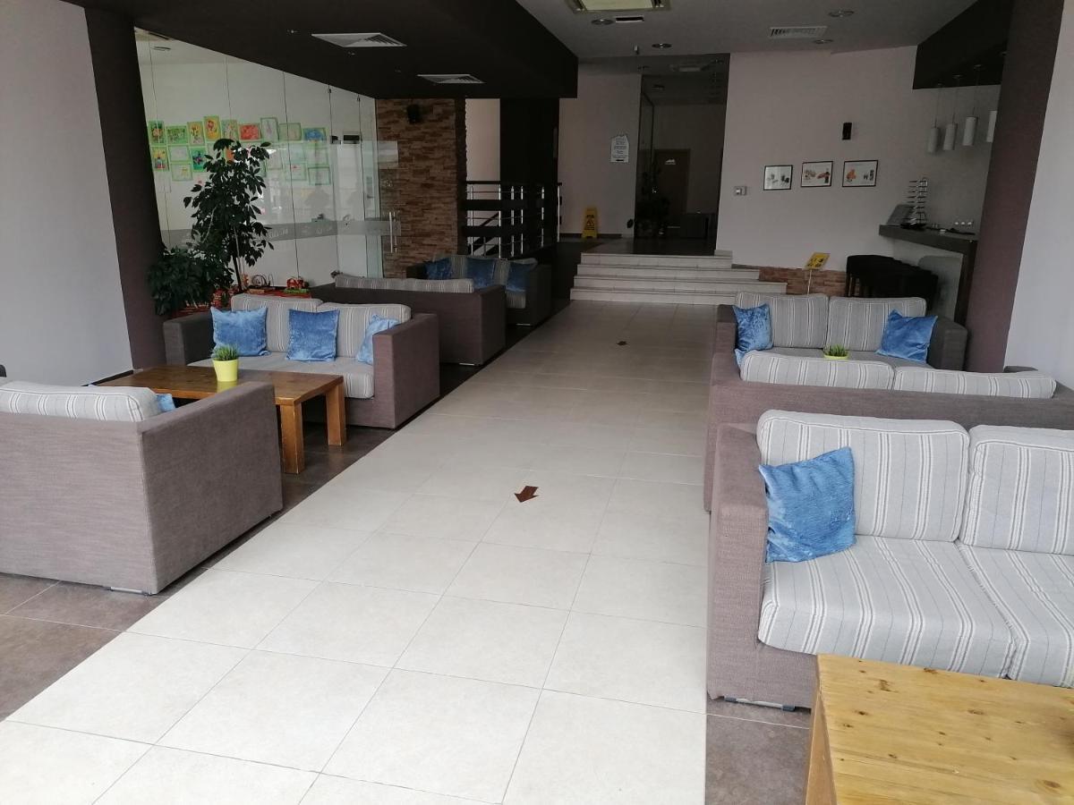 Aspen Golf - Private Apartments 拉兹洛格 外观 照片